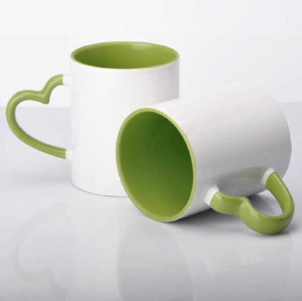 Mug personnalisé anse coeur – Image 4