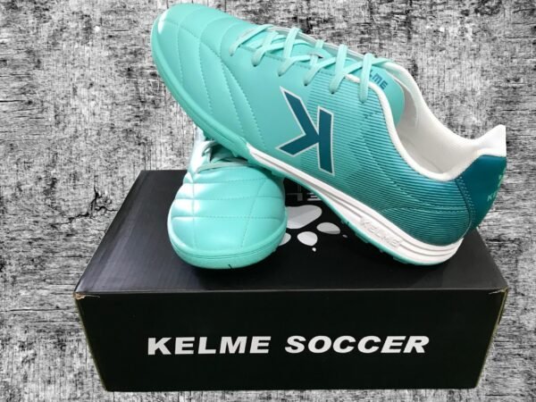 CHAUSSURE DE FOOTBALL KELME