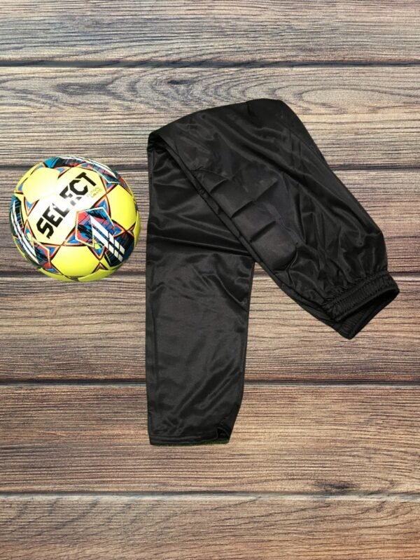 Goalkeeper outfit – Jersey + pants - Image 3